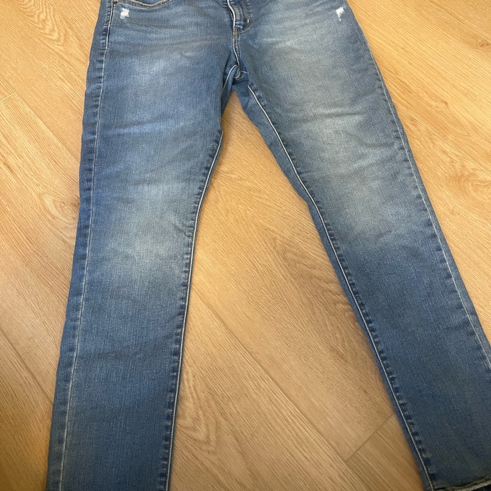 Levi Women’s 311 Shaping Skinny Size 32 Blue Denim Jeans